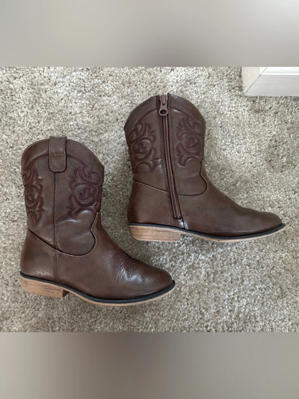 Cat & Jack Brown Kids Western Pull-On Boots size 12